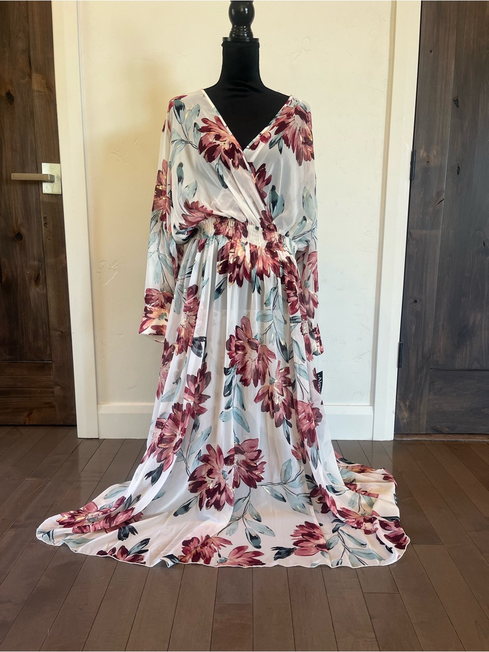 Alexa B Floral Surplice Maxi Dress — White with Burgundy Flowers 20W NWT